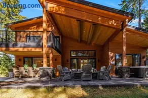Four Seasons Lodge - Image 1