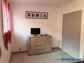 T1 Bis centre villeTarbes (logement entier) - Image 2