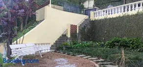 Suíte Master conforto e espaço vizinha do Palácio de Cristal! - Image 1