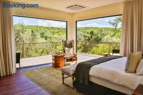Battle Creek Safaris - Image 1