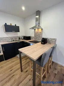 Charmant appartement neuf avec parking privé - Image 2