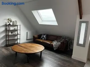 3 bedroom apartment - Image 3