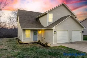 The Perfect World Cup Fan House 3BR with Private Garage - Image 2