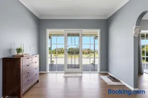 Oceanview On the Hill - Image 3