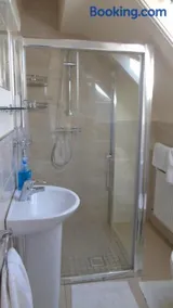 Seacrest Guesthouse - Image 2