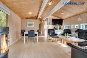 Lovely Holiday Home With Annex And Wilderness Bath - Image 4