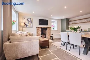 The Smithy - Image 4