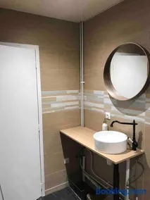 Superbe appartement 2min des thermes, 20min pistes - Image 2