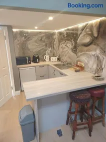 Tramway Apartment - Image 2