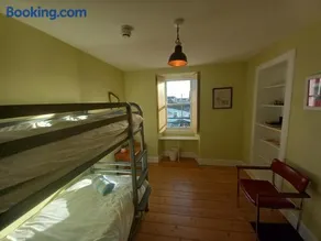 The Dolphin Inn Hostel - Image 4