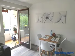 Lived-in Appartement - Image 3