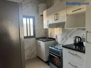 Flora House - Image 3