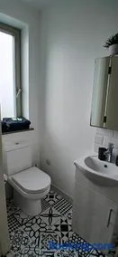 Cozy Double Ensuite Room - Image 5