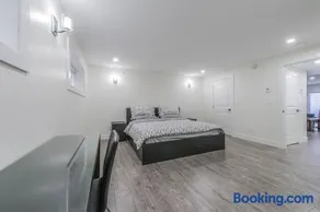 Private Vacation Guest Suite Near Beach - Image 1
