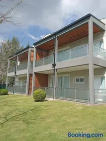 Apart Hotel City Bell - Image 1