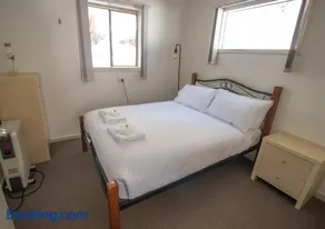 Snow Gum Apartment 2 - Image 2