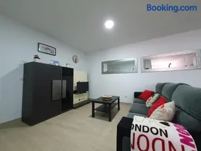 London - LA COLINA - Image 2
