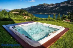 Villa with breathtaking views in Bellagio - Image 2