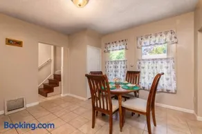 Entire house 3 bedroom Twin Cities, Specious, Entire House, AC - Image 5