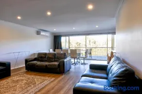 42 Old Murbko Road - Image 4