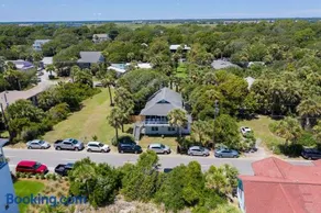 306 E Arctic Ave. - Image 2