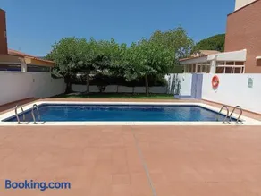 Bonito adosado en zona muy tranquila - Image 3