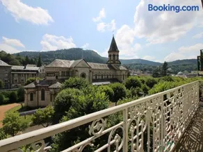 Agradable apartamento vacacional con 2 dormitorios para 6 personas - Image 2