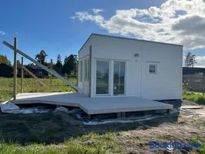 Tiny house with lake view - Image 3
