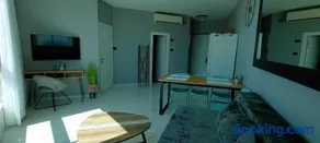 מלון דירות על הים בת ים 39 - Image 3