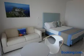 Hotel Lucia - Image 4