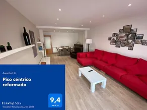 Piso muy amplio, completamente equipado, con terraza y parking, en una ubicación especialmente práctica para vivir todo el curso - Image 1