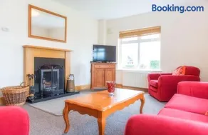 Duncarbury Heights - 4 Bedroom Detached House - Image 2