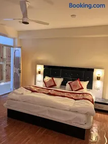 Hotel The Kargil Castle - Image 4
