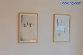 Shoreline Scandi Suite - Townhouse Near Trails - Image 5