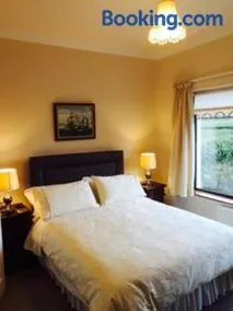 Palmgrove Bed & Breakfast - Image 3