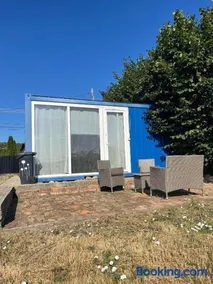 Lakeside Mobile Home & Caravan Parking - Image 4