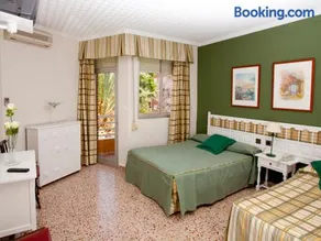 Hotel Costa - Image 3