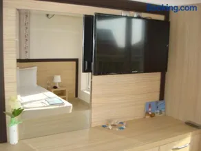 The Sunny Home Guesthouse - Image 2
