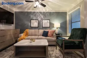 Landing Modern Apartment with Amazing Amenities (ID2207X32) - Image 2