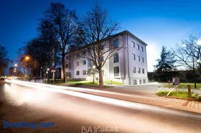 Blue Harmony Apartment - Image 1