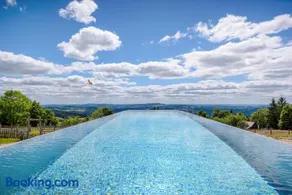Wellness hotel V Nebi - Image 1