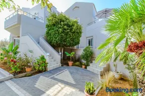 Gelina Apartments - Image 2