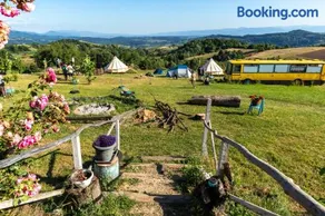 La Busuri Camp - Image 1