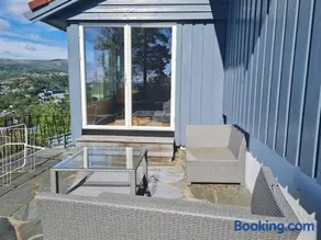 Beautiful Villa with amazing view in Bergen. - Image 2