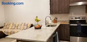 Private Townhomes with EV Charger and Parking and Free Wi-Fi - Image 5