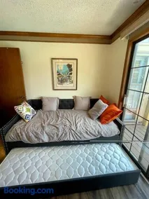 2bd condo w pool view deck 15mn from Kansas City - Image 5