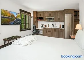 Borders Lodge L111 2BD Beaver Creek Ski-In, Ski-Out Condo - Image 2