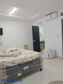 Central - Image 3