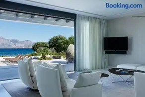 H2O Art Beach Villa Crete - Image 3