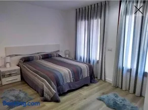 Apartamento totalmente reformado en 1ª linea - Image 1